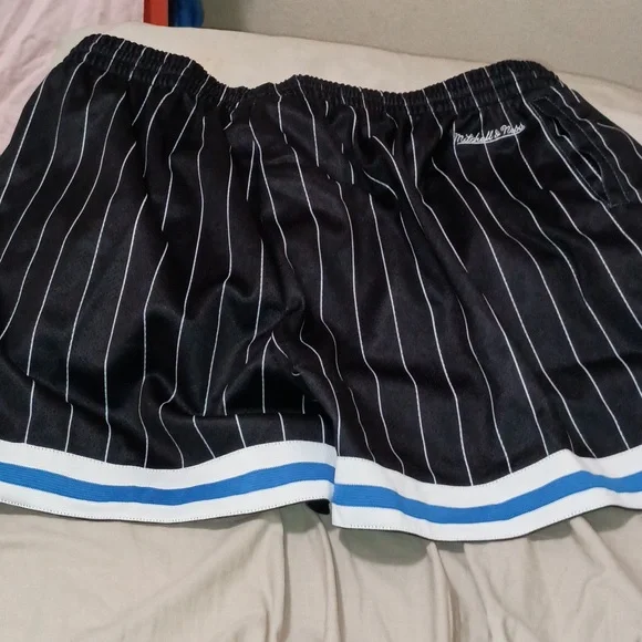 MEN'S MAGIC TEAM BASKETBALL SHORTS